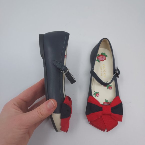Gucci Mary Jane Bow Buckle Shoe - Picture 7 of 9